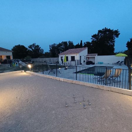 Maison Independante Avec Piscine, 10Min Avignon Pujaut Zewnętrze zdjęcie