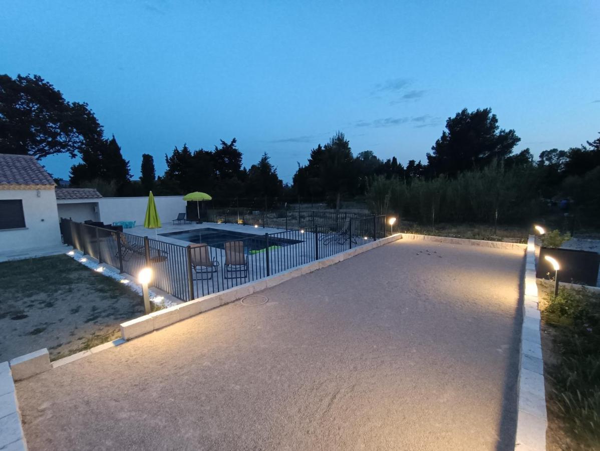 Maison Independante Avec Piscine, 10Min Avignon Pujaut Zewnętrze zdjęcie